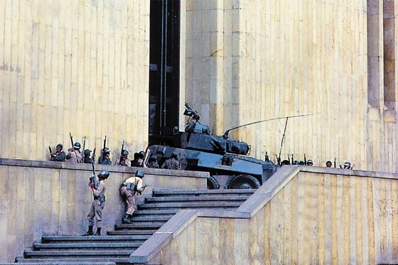palacio de justicia3 "Si no entran los tanques, nos habrían matado a todos" Afirma magistrado