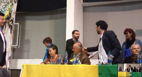 Iván Cepeda felicita a Andrés Villamizar por el discurso contra "los enemigos de la paz" (Noviembre de 2013)