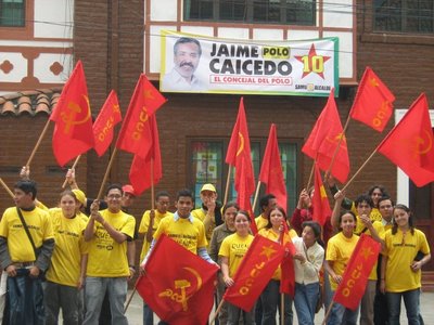 Gloria Inés Ramírez, congresista del comunista Polo Democrático, en un homenaje a Gilberto Vieira y al Partido Comunista