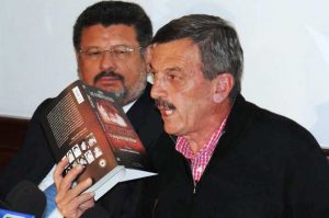 El Coronel Alfonso Plazas Vega y su abogado, el Dr. Jaime Granados