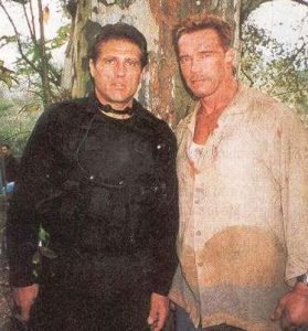 Rodrigo Obregón y Arnold Schwarzenegger