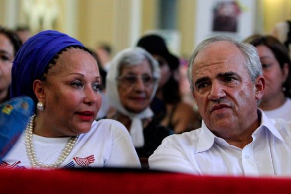 Piedad Córdoba, alias "teodora", y el ex presidente Ernesto Samper