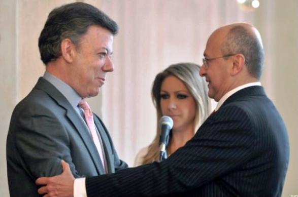 Juan Manuel Santos y el Fiscal General y contratista del Estado, Eduardo Montealegre