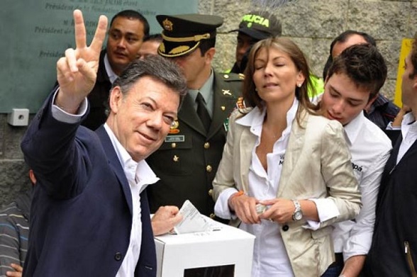 Juan Manuel Santos y su familia, el día de las elecciones del Congreso