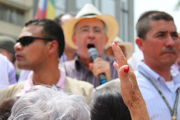 A consolidar la propuesta del Centro Democrático en las calles