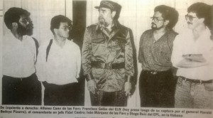 Esta no es la primera vez que Castro contribuye al engaño de la paz. Aquí está con varios bandidos de diversas vertientes
