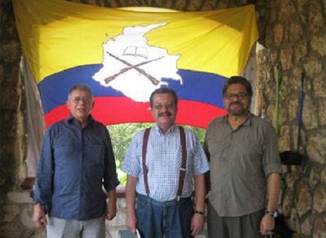 Carlos Lozano, Ivan Márquez, Ricardo Téllez