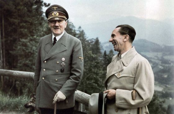 “¡Los únicos socialistas verdaderos de Alemania, de toda Europa, somos nosotros!”. Goebbels